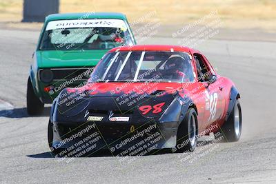 media/Jun-02-2024-CalClub SCCA (Sun) [[05fc656a50]]/Group 5/Race/